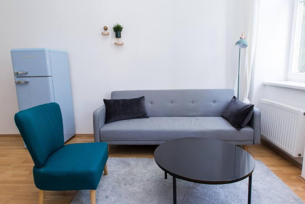 Apartment Josef'S Home I Tiny Bird Apartment I Uno-City Wien